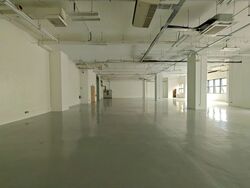Interlocal Centre (D5), Warehouse #515165391